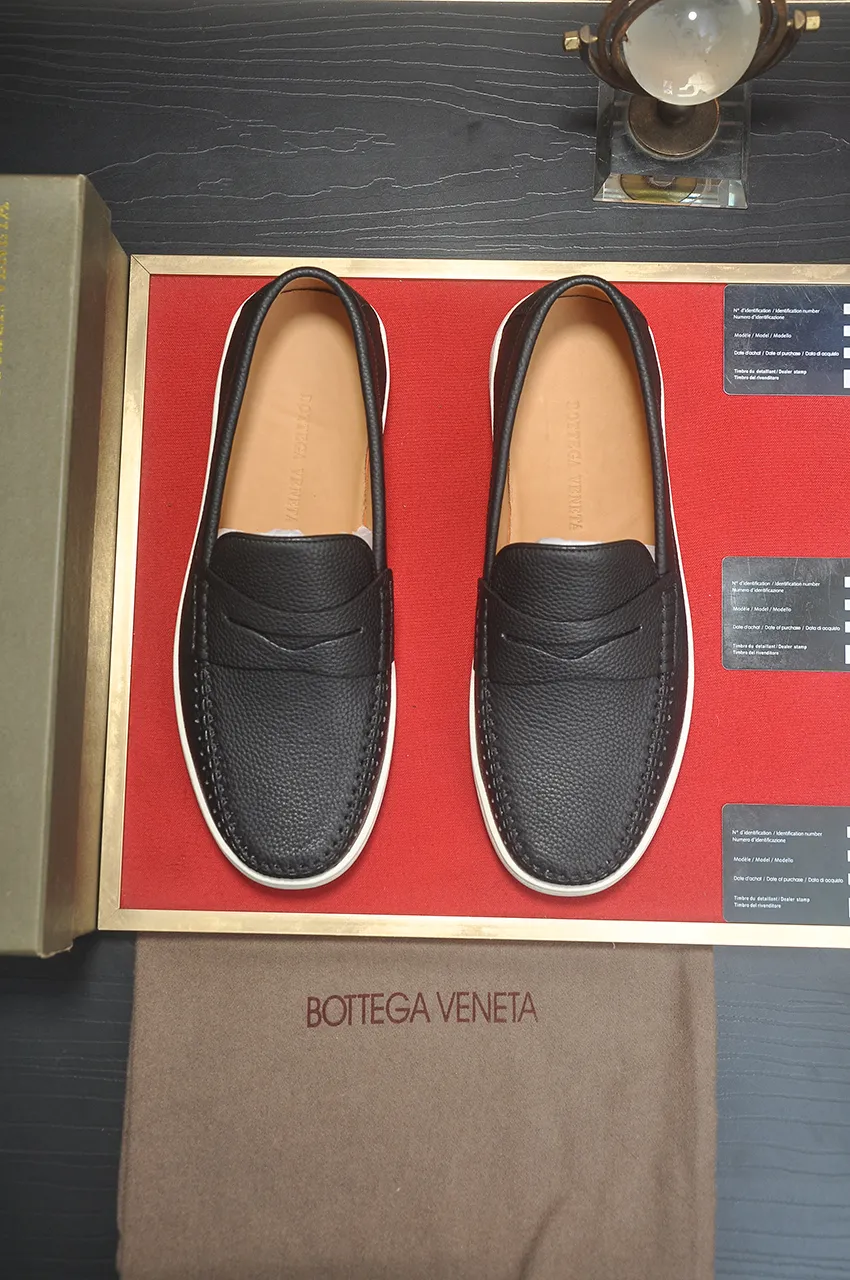 Men's shoes 💰460💶 [Botteg Venetta (BV)] (full cowhide lining) Exclusive new model Official website new model The upper is made of top-quality calfskin. Delicate feel and flowing luxurious texture. Tailored for refined men to create a noble aura. Detailed and regular Mark hand-stitching. Smooth lines. Full cowhide lining. Comfortable to wash sweat. 38-44